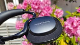 Top 10 Best Noise Cancelling Headphones In 2026