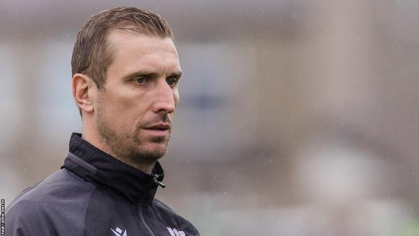 Top 10 Oldest Living Football Players in the World 2026 - Legends Who Defy Age