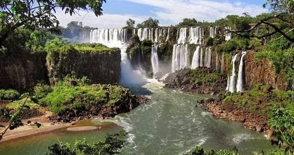 Top 10 Largest Waterfalls In The World 2026: A Journey to Awe