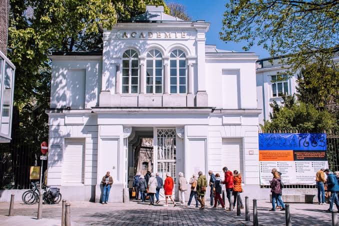 Top 10 Best Fashion Schools In The World (2026 Update)