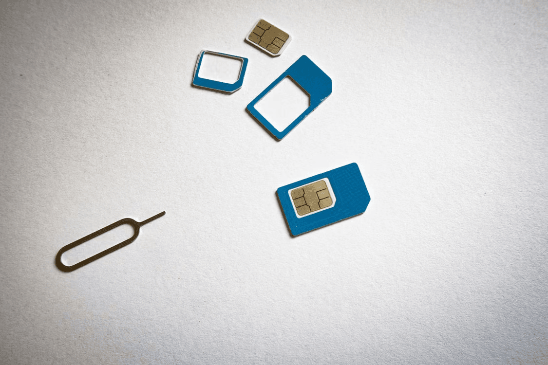 Uniting SIM Cards and Temporary Numbers: How Mobile Communication Became More Flexible