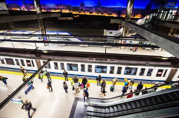 Top 10 Largest Metro Networks In The World 2025