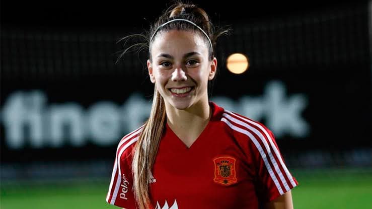 Top 10 Best Female Football Players In Real Madrid 2026