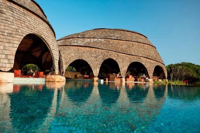 Top 10 Best Glamping Sites In The World 2025