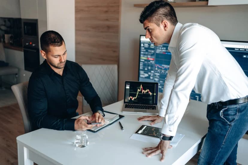 Choosing the Right Trading Strategy for You: Day Trading, Swing Trading, and Long-Term Investing