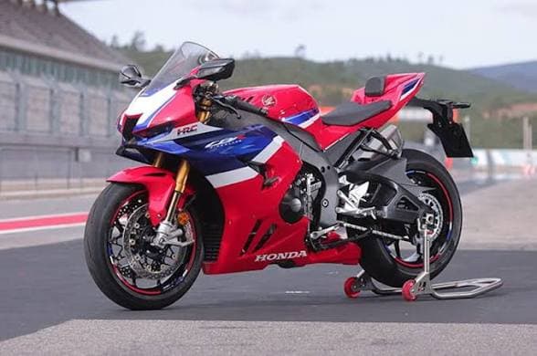 Top 10 Fastest Sports Bikes in the World 2026: Record-Setting Machines Revealed