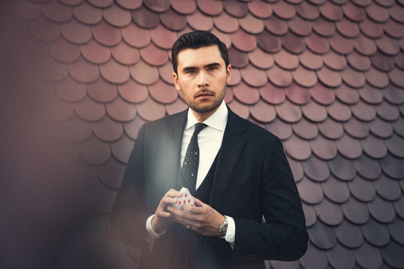 Top 10 Famous Magicians In The World 2026: Who's Redefining Magic?