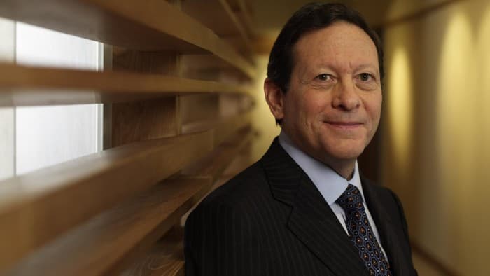 Top 10 Richest Hotel Moguls In US 2025