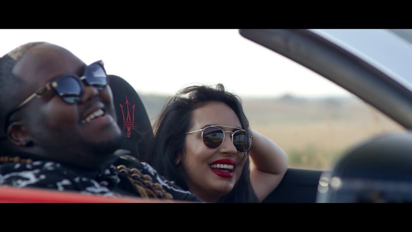 DJ Zinhle ‘Umlilo’ the ultimate Afro House hit of 2019 vs. ‘Inde’ by Heavy-K