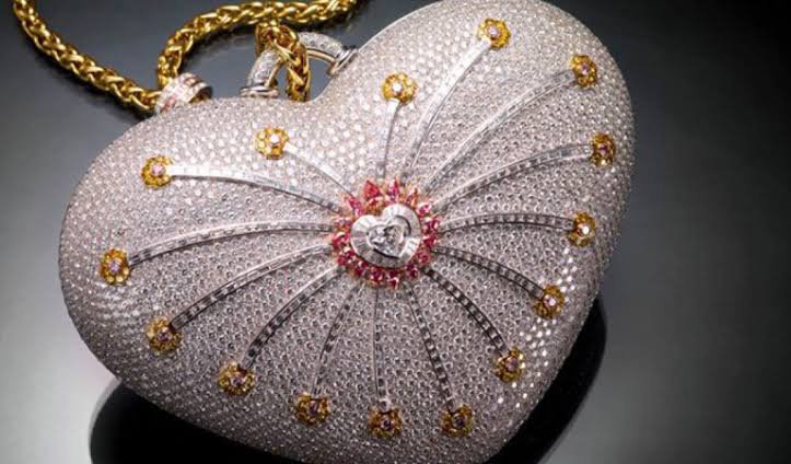 Stenova, Paris brand designer vintage purse | Women's - Bags & Wallets |  Barrie | Kijiji