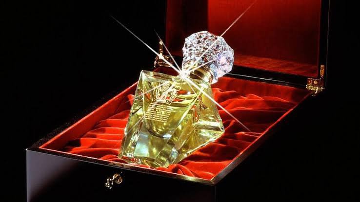 Top 10 most expensive perfumes in the world in 2021